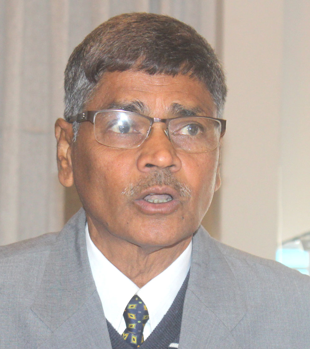 डा. अयोधिप्रसाद यादव, पूर्व प्रमुख निर्वाचन आयुक्त